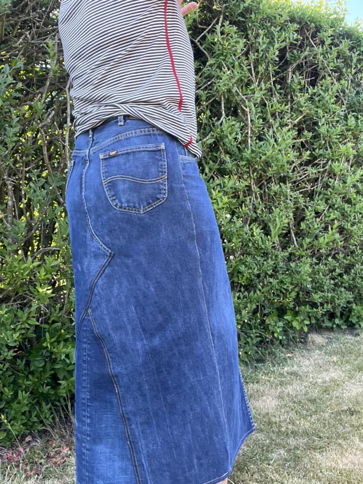 DIY, nederdel syet af gamle jeans – Sygal.dk