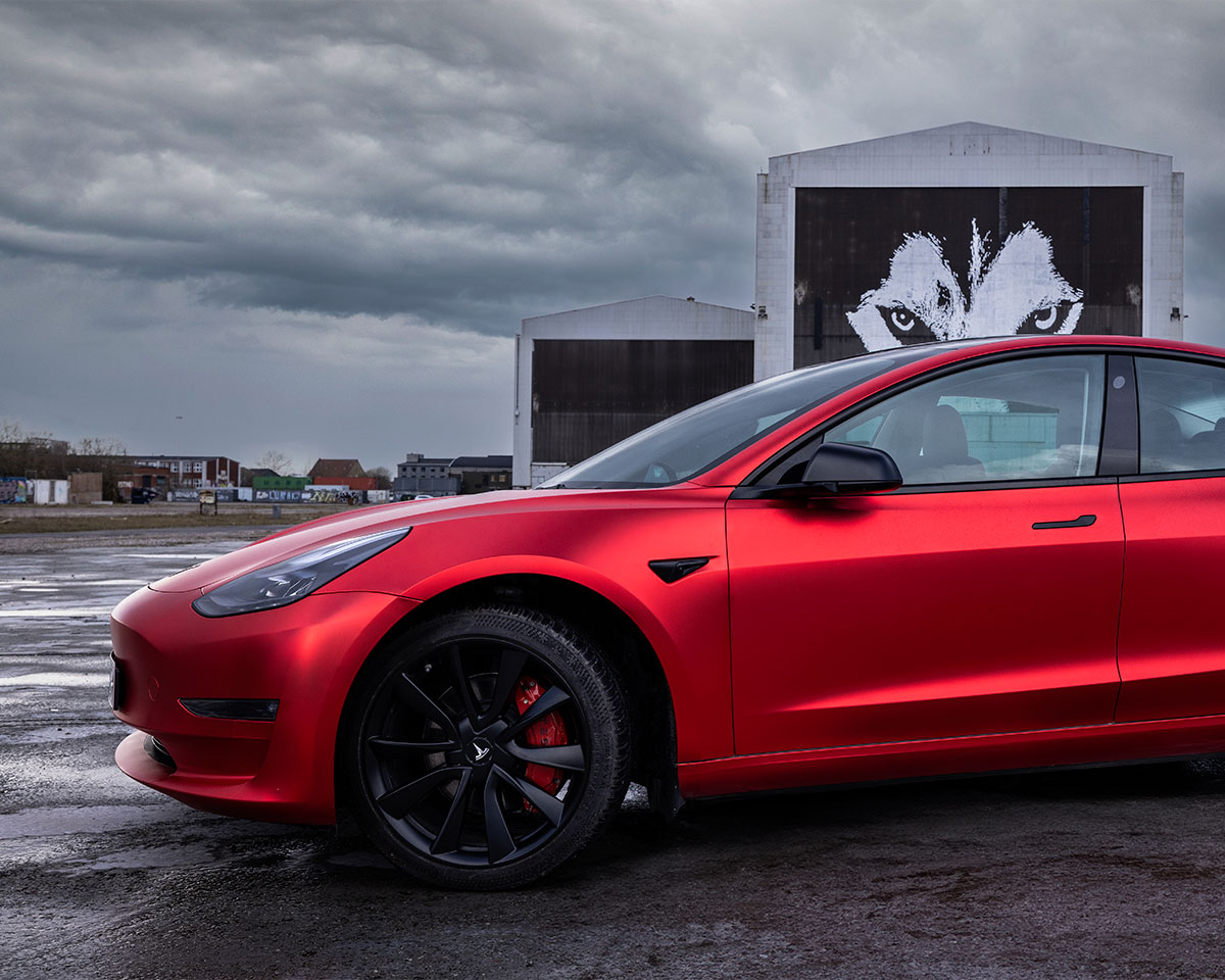 tesla_4x5