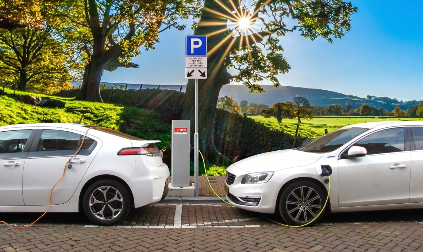 Tips On Planning A Road Trip With Your Electric Vehicle