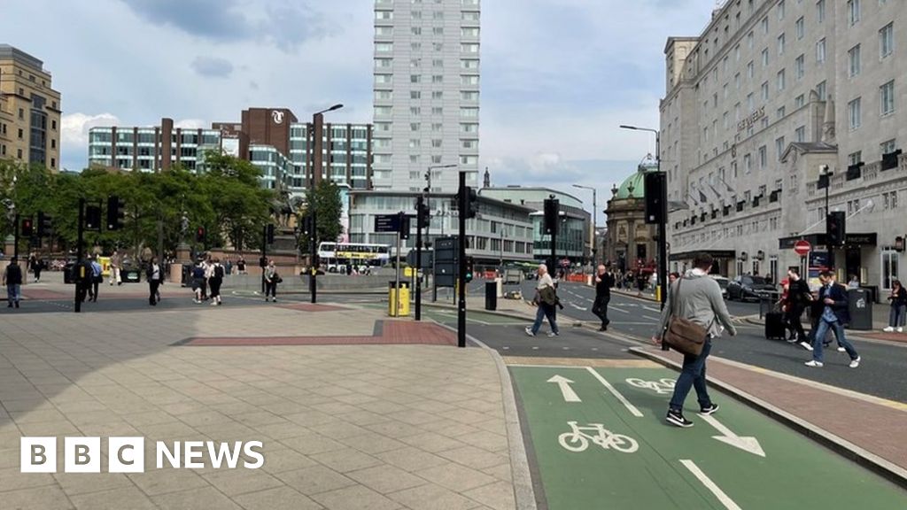 Leeds City Square: Work to ban through-traffic begins – BBC