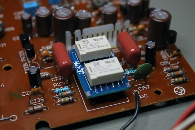 Nieuw ontworpen PCB adapter met SMD relais voor Technics RS-1700