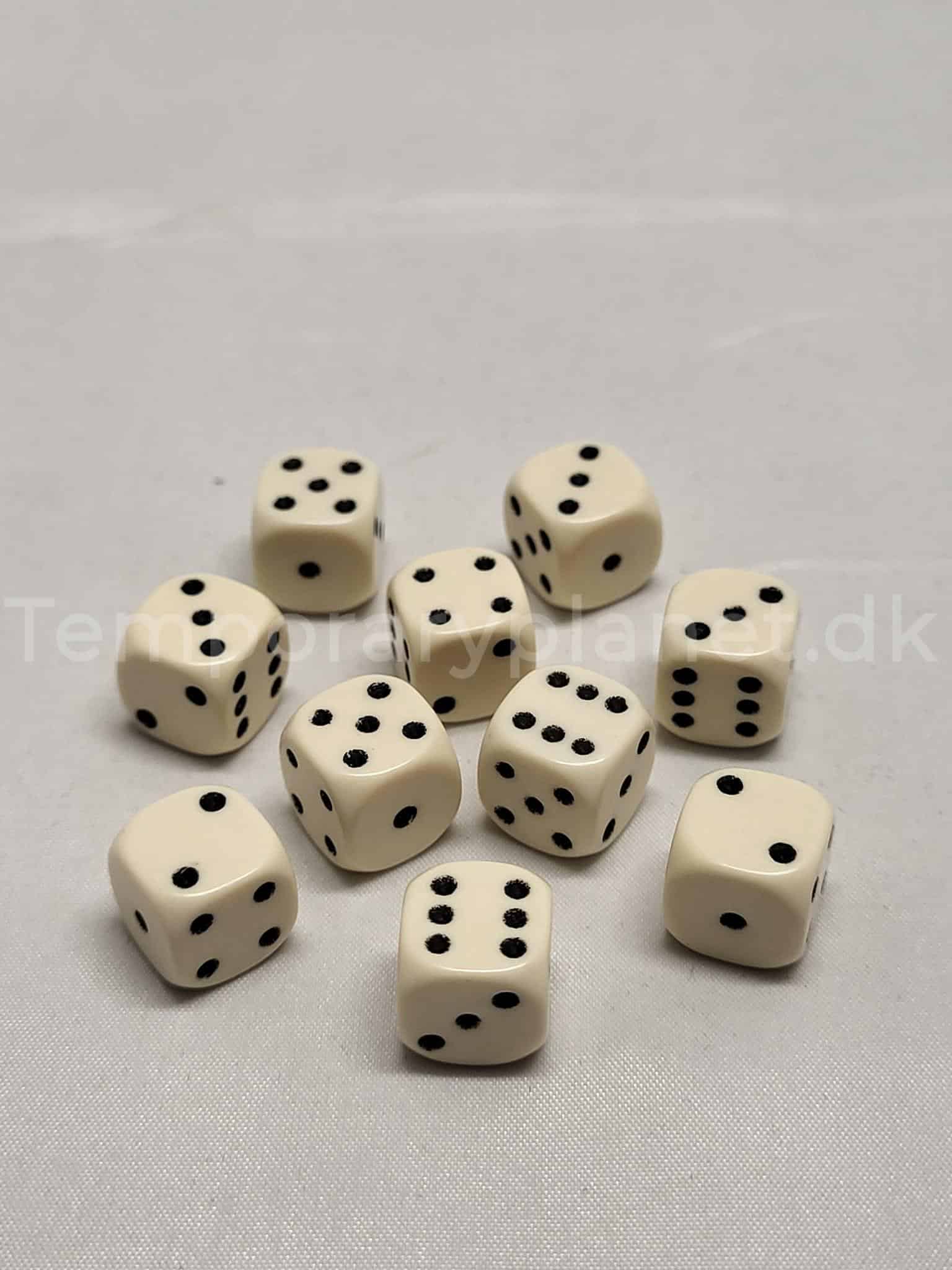 10 Dice D6 10 mm. White