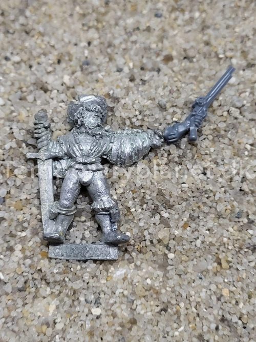 Champion with Pistol Empire 1992 Warhammer Fantasy Games Workshop Conversion