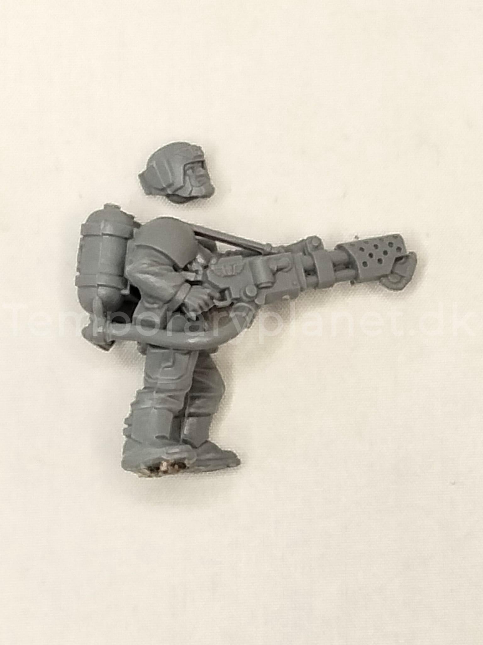 Imperial Guard Astra Militarum Cadian Shock Troop with Flamer Warhammer 40.000 40K Games Workshop