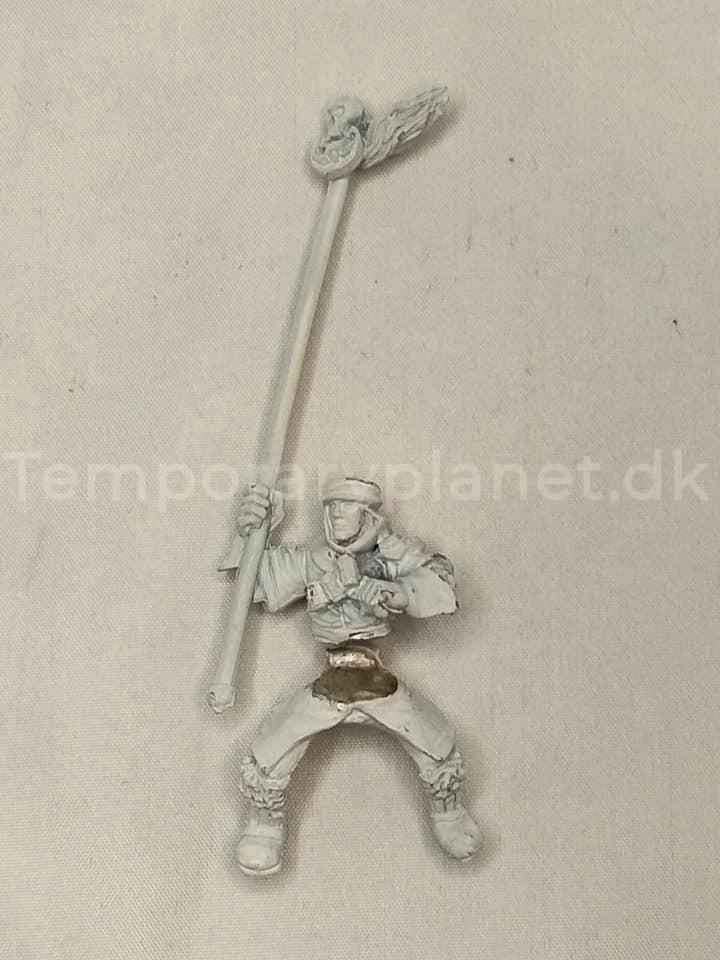 Imperial Guard Tallarn Desert Raiders Rough Rider Standard Bearer 1998 Metal Warhammer 40.000 40K 2