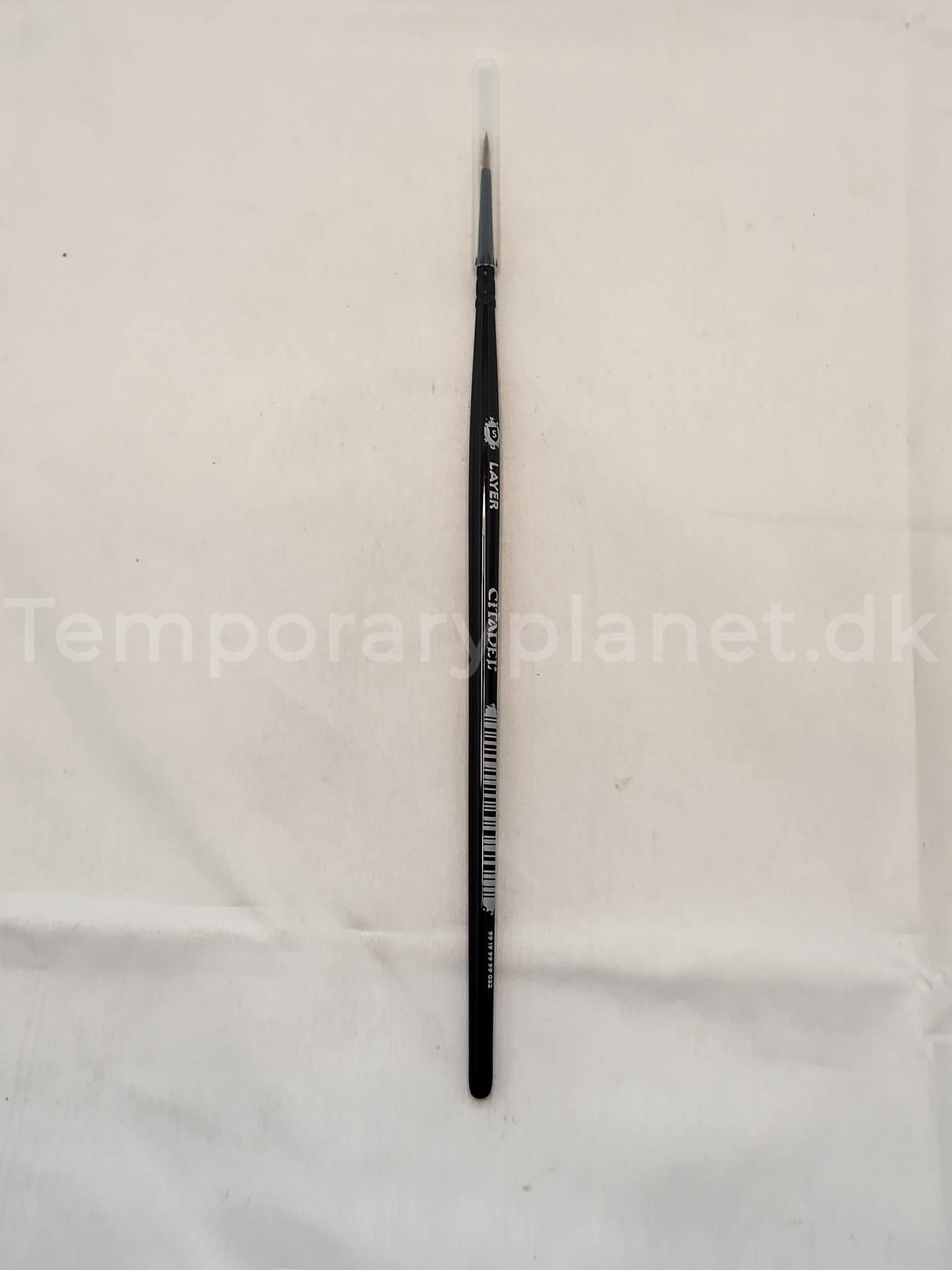 Small Layer Brush Citadel Colour Black Warhammer Fantasy AoS Age of Sigmar Games Workshop OOP 1