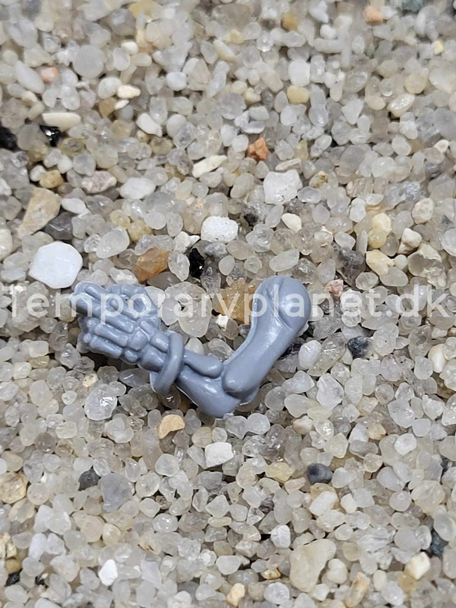 Tomb King Left Arm 2003 Undead Warhammer Fantasy Games Workshop B