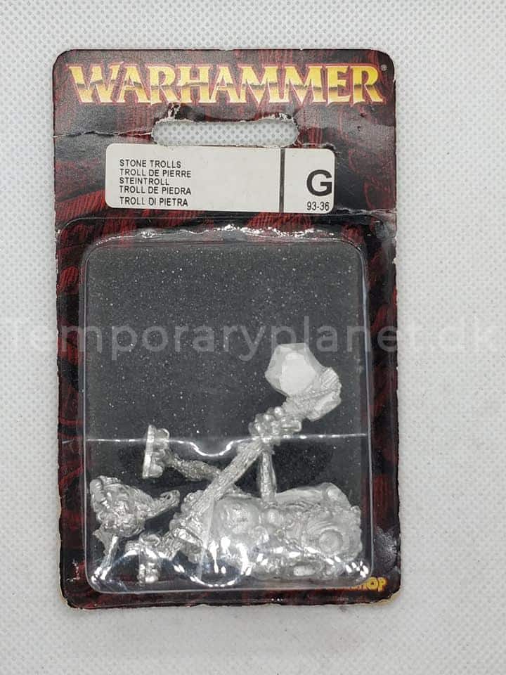 Warhammer Fantasy Age of Sigmar Stone Troll with two handed Axe 1993 Warhammer Fantasy Age of Sigmar Games Workshop