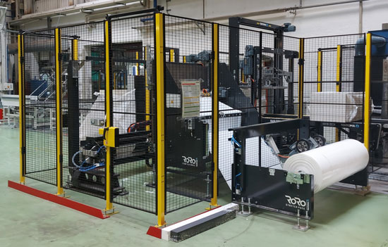 RoRo Stretchpack® packaging machine for insulation panels
