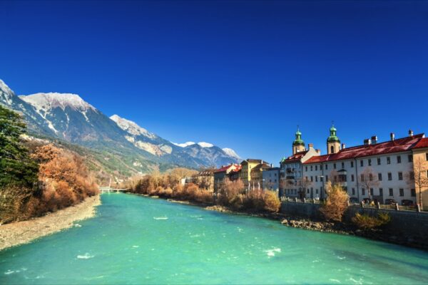 innsbruck-shutterstock_553581958_resized1024