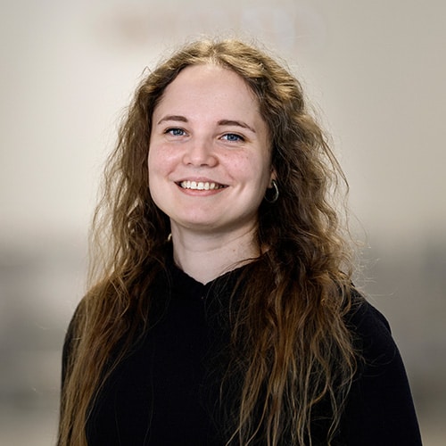 Laura Okmane, downstream specialist.