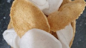 Thai Prawn Crackers with Spicy Dip