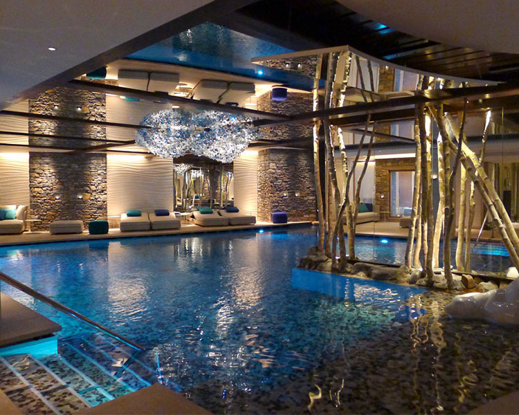 750x600-carousel-hotelpage_Cheval_Blanc_Courchevel_0004_spa-hotel-cheval-blanc-courcehvel pool