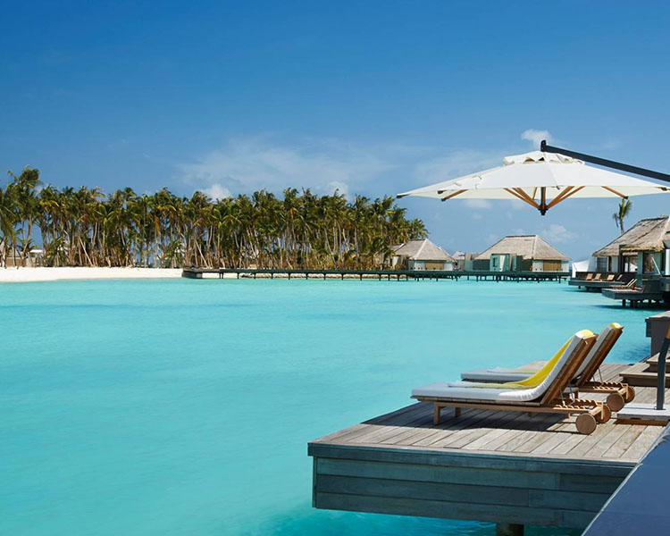 750x600-carousel-hotelpage-cheval blanc-rhandeli_0005_cheval-blanc-randheli-noonu-atoll-maldives-conde-nast-traveller-7f