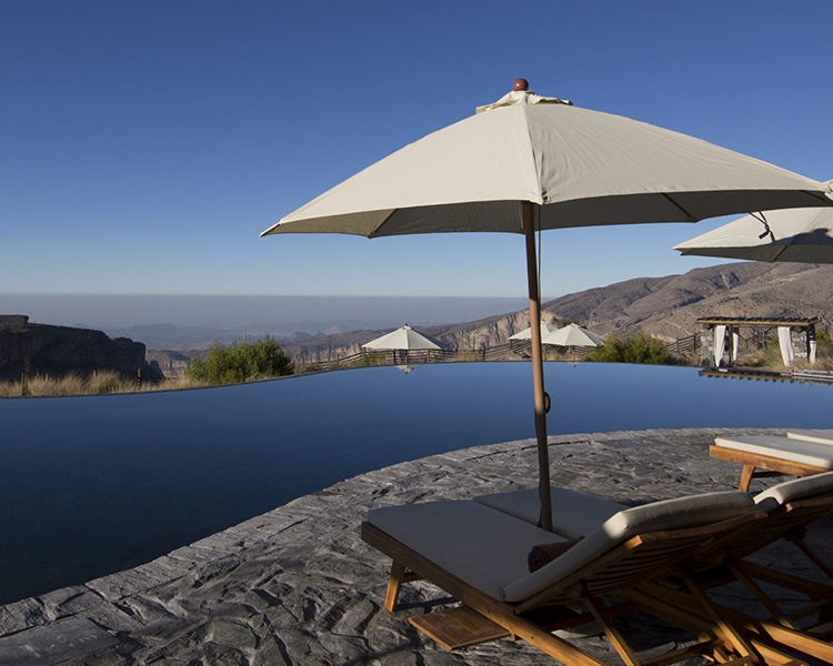 750x600-Alila_Oman.jpg_0001_Alila-Jabal-Akhdar-Accommodation-Villa-Jows-Private-Pool-02-aspect-ratio-2880-1305