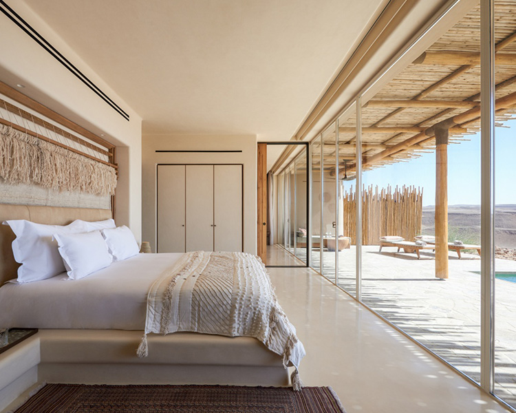 750x600-SIx_Senses_Shaharut_Israel_0000_Two_Bedroom_Pool_Villa_Bedroom_[9461-LARGE]