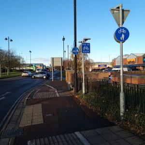 confusing layout of bike lane