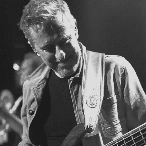 Frank - Bassist i the BOWIE tribute