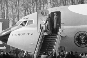 Former U.S. President Richard Nixon and first lady Pat Nixon leave their plane "Spirit of 76" in Beijing, China, February 21, 1972. /CFP