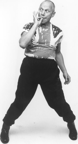 Steven Berkoff as he appeared in "Dog", the second play. Photo: Steven Berkoff official Steven Berkoff as he appeared in "Dog", the second act of the play.