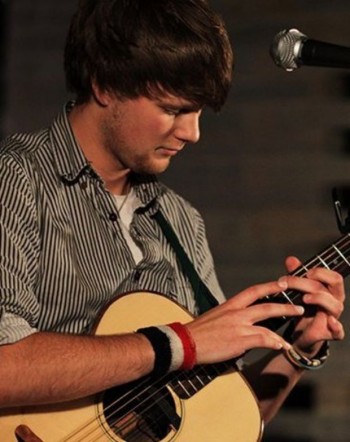 Elliott Morris is known for his "tapping" style of guitar playing. Photo: Nick Loven