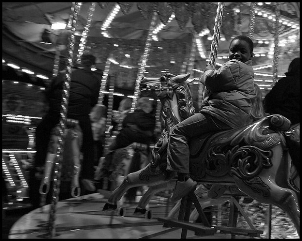 A big fan of classic rides and ferris wheels? Then the Hull Fair is perfect for you! Photo: Ian Dolphin via Flickr