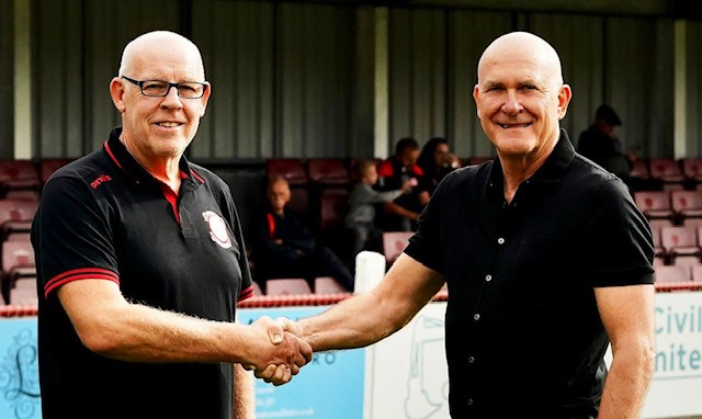 Lincoln United announce sponsorship with Sun-hat Villas & Resorts