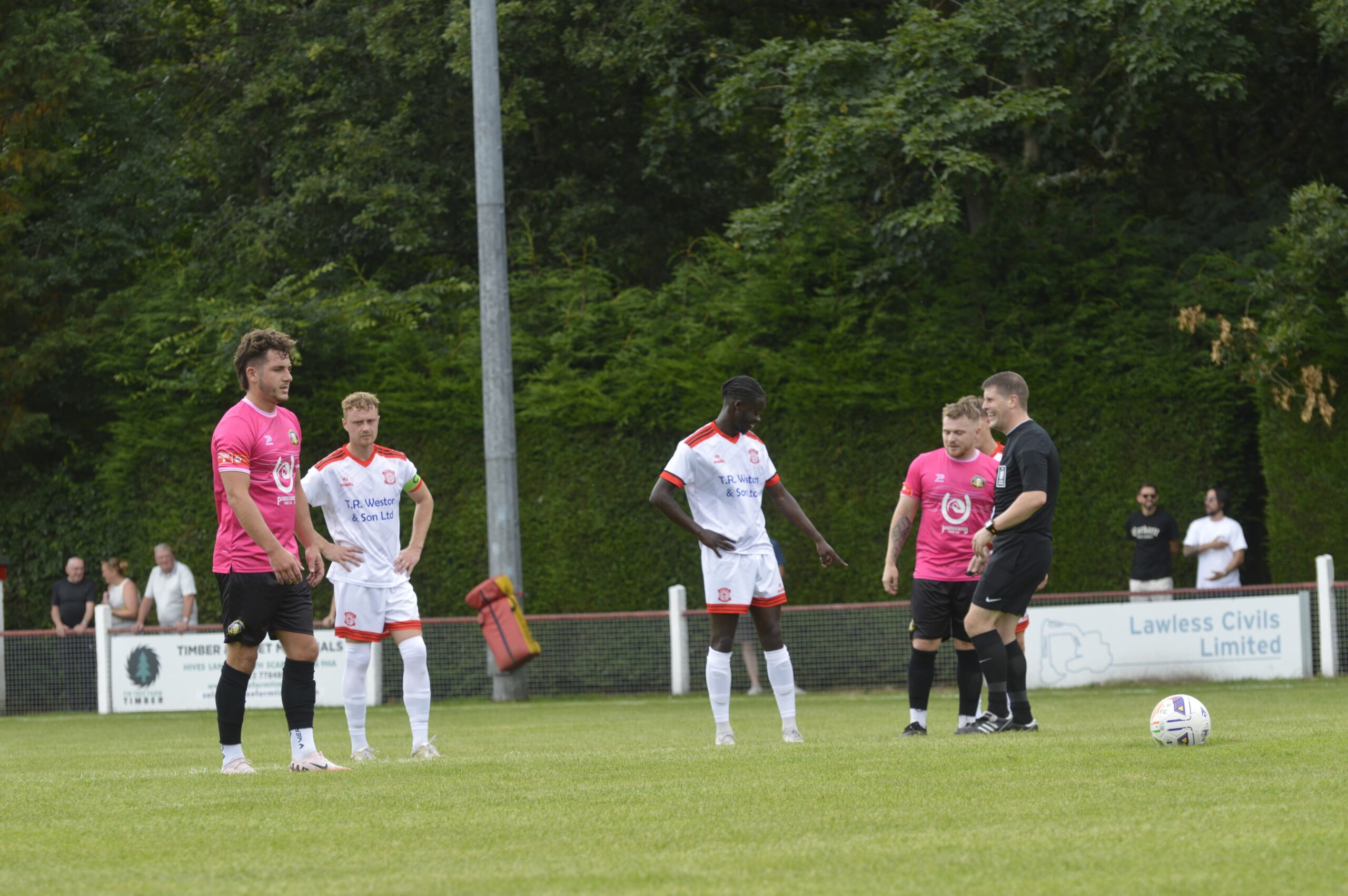 Lincoln United vs Gainsborough Trinity