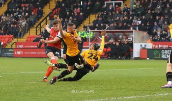 Lincoln City draw with bottom-side Cambridge United. Credit: Graham Burrell