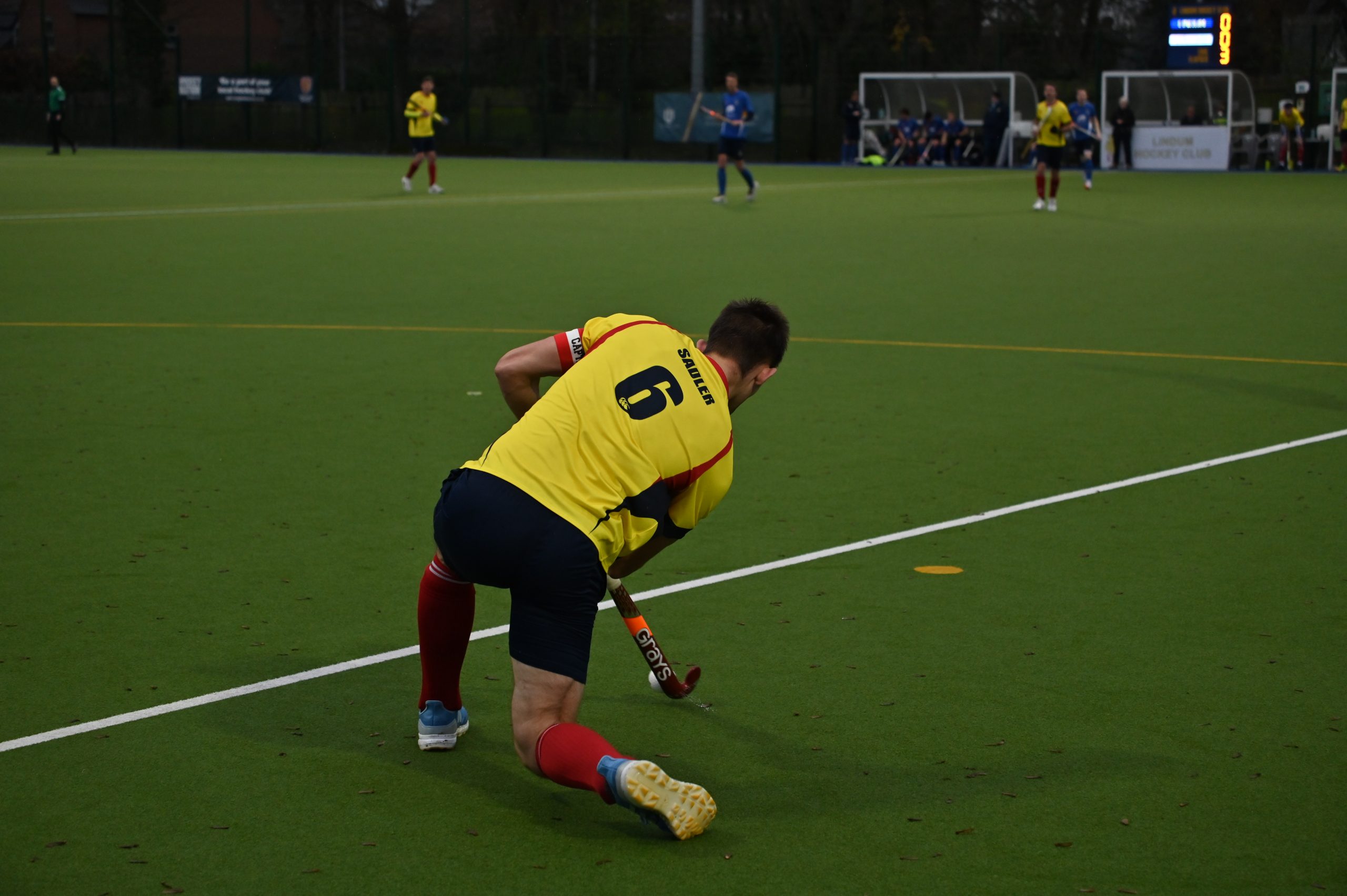Lindum Hockey fall to narrow defeat under the lights. Credit: Hockey Captured