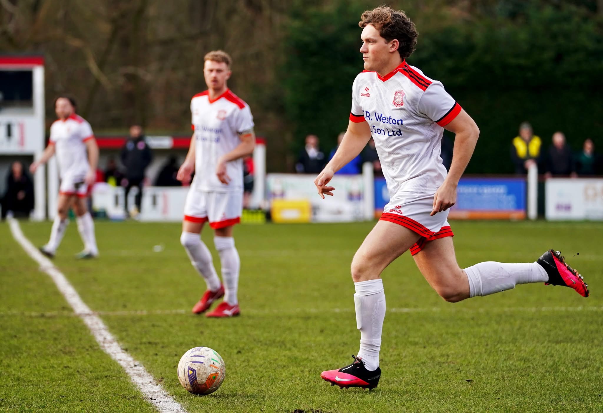Henry Moore nets late Lincoln United winner. Credit: Ed Mayes Photography