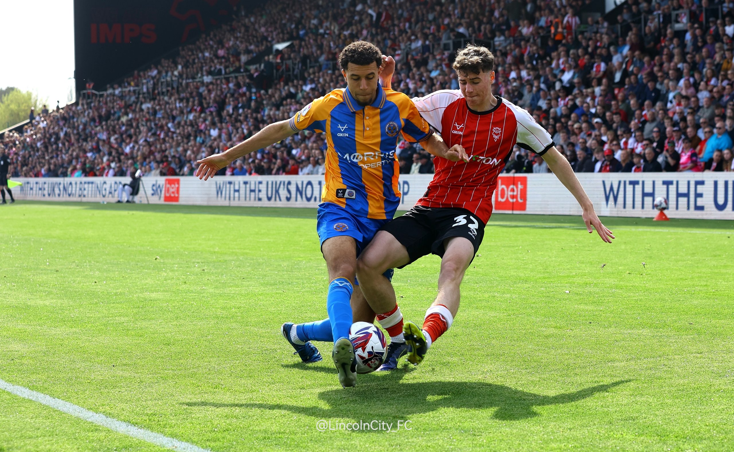 Bottom of the table Shrewsbury Town hold Lincoln City to a draw. Credit: Graham Burrell