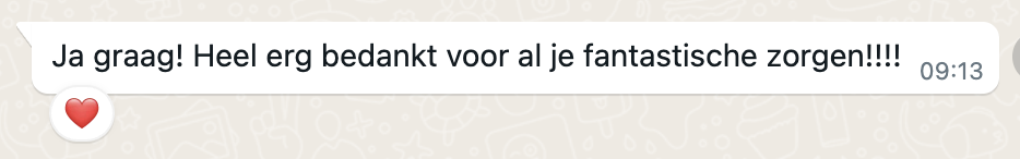 Kattenoppas Overijse - Screenshot van klant die enthousiast reageert op de dagelijkse kattenupdates
