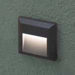 Grant - kantet LED-vegglampe for utebruk