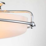 Griffin F taklampe, Ø 42 cm, skjerm i opalt glass, krom