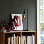 Bordlampe Paco i minimalistisk stil