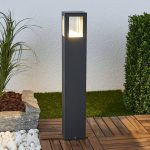 Firkantet Nicola LED-gatelampe, IP54