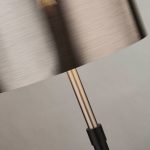 Bordlampe Column, skjerm svart-krom