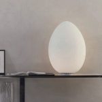 Fantastisk bordlampe UOVO, 27 cm