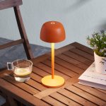 Lindby LED oppladbar bordlampe Arietty, oransje, aluminium, ⌀ 10,5 cm