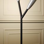 Lucande Carlea bordlampe, 2 lysk., svart nikkel