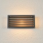 Lucande utend⌀rs vegglampe Aurelien, aluminium, 12,5 cm h⌀y, stripete