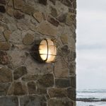 Polperro utend⌀rs vegglampe, messing