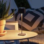 Utend⌀rs LED-bordlampe Capri-Mini, svart