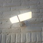 Utend⌀rs LED-vegglampe Artica hvit med sensor
