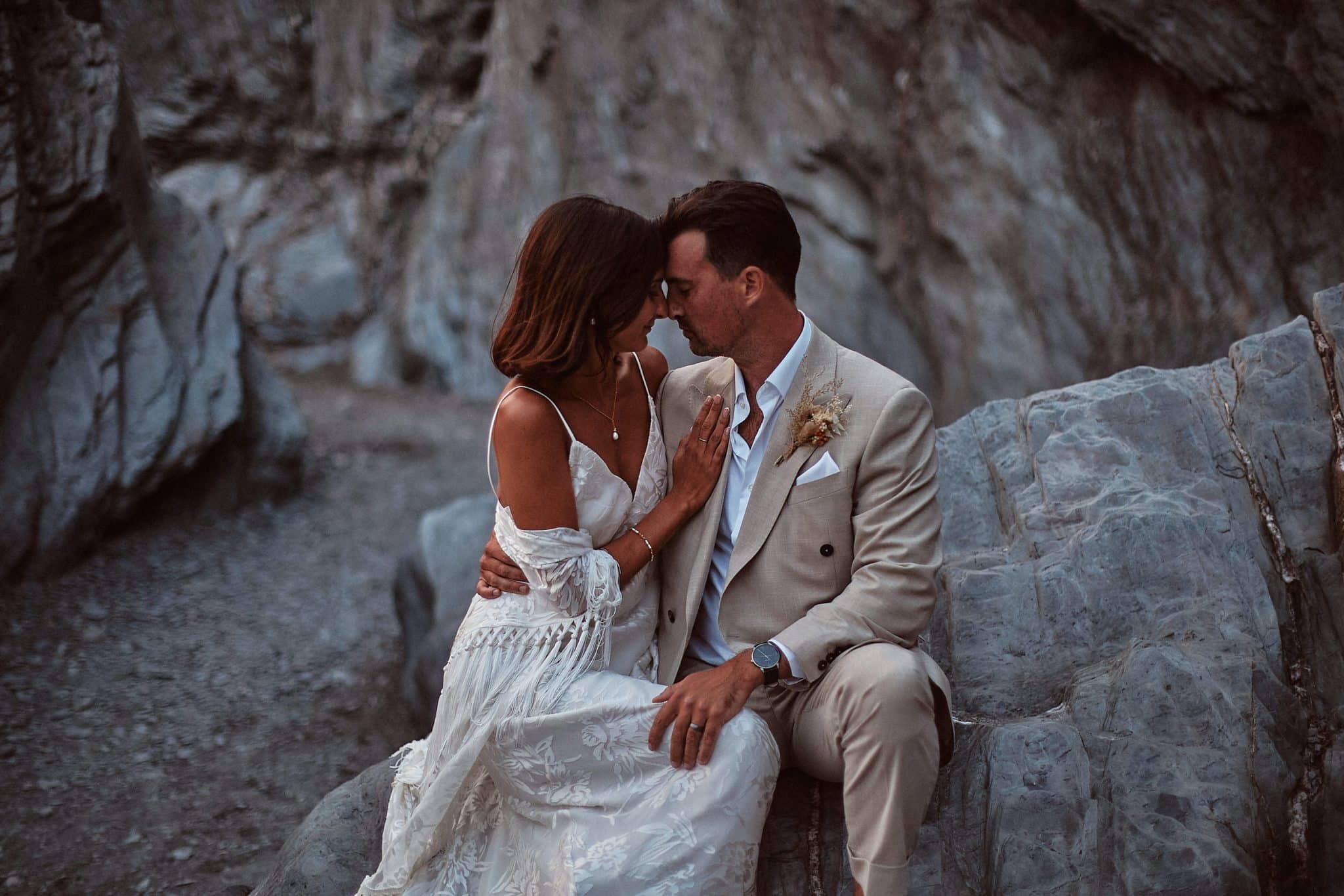 Tunnels Beaches Wedding