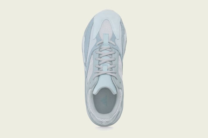 Inertia Yeezy Boost 700