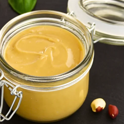 Homemade Peanut Butter in 5 Minutes