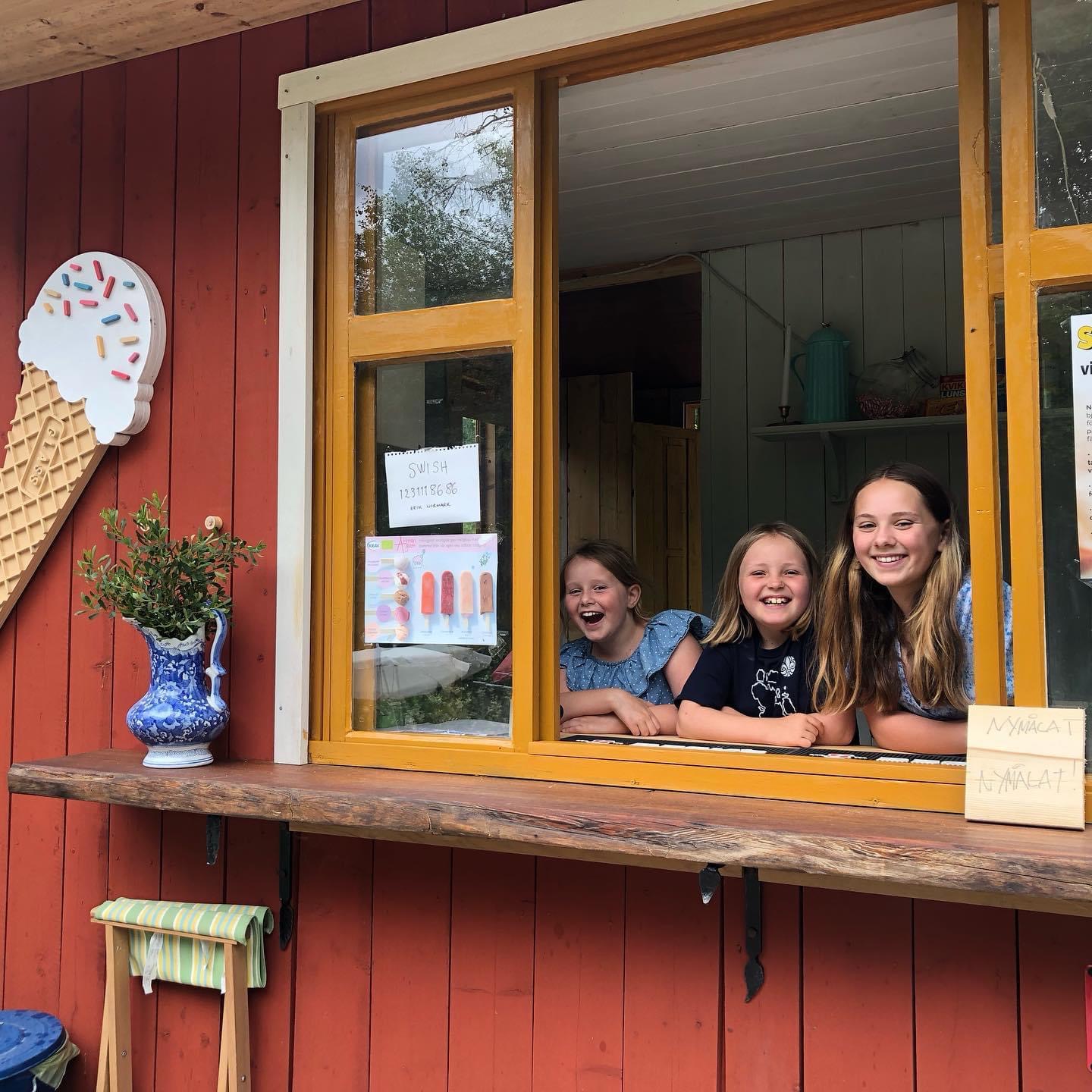 Eds andra kiosk - en oväntad mötesplats i Dalslands skogar