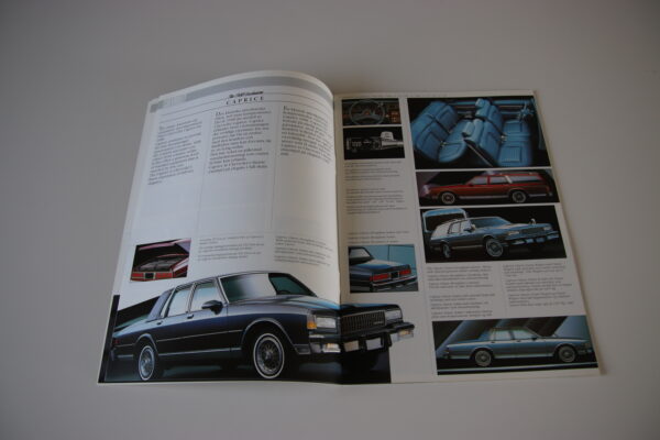 Chevrolet, Pontiac, Oldsmobile, Buick, Cadillac Exclusives 1988 brochure/sales brochure - Image 4